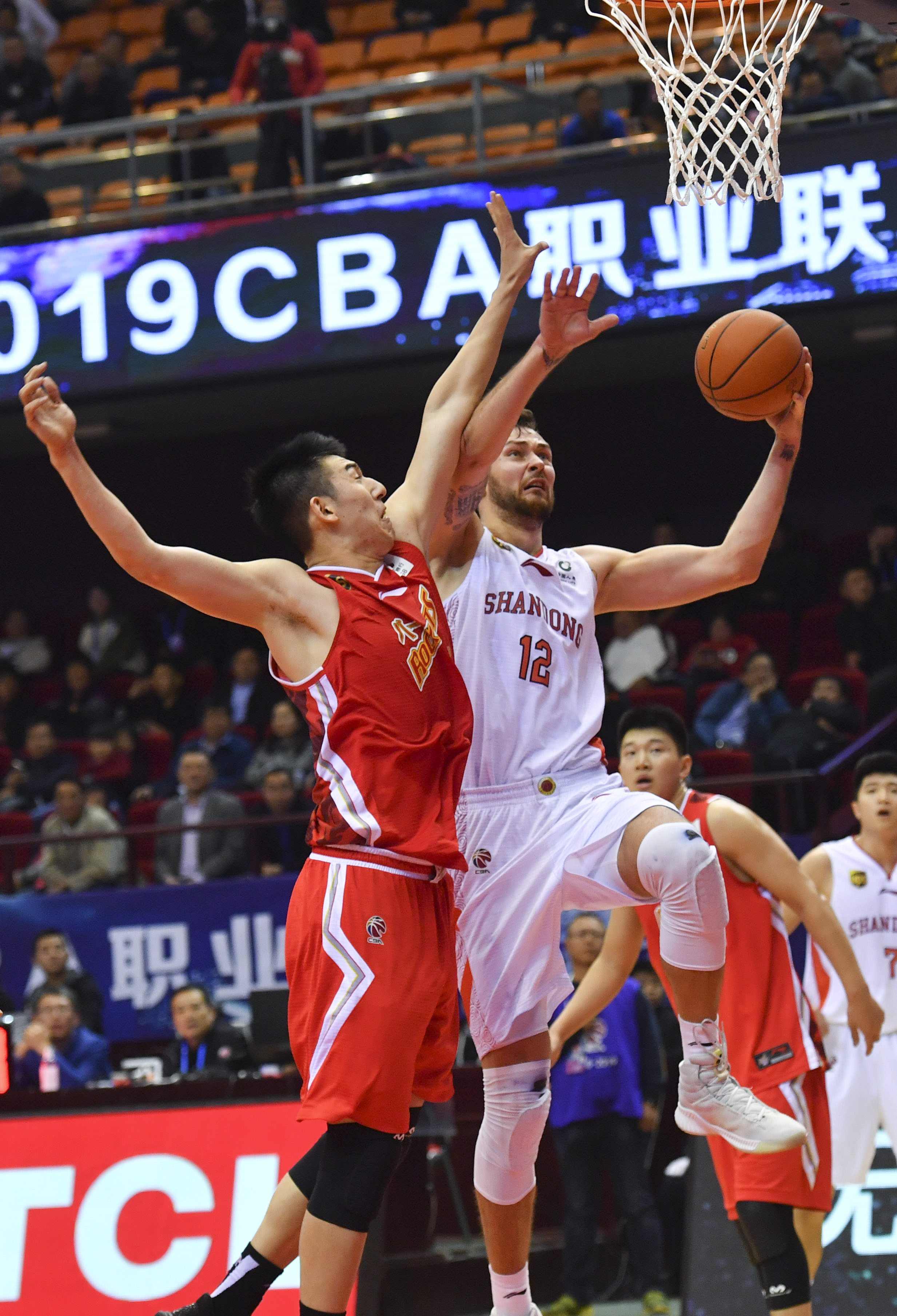 并不鲜见 并不鲜见