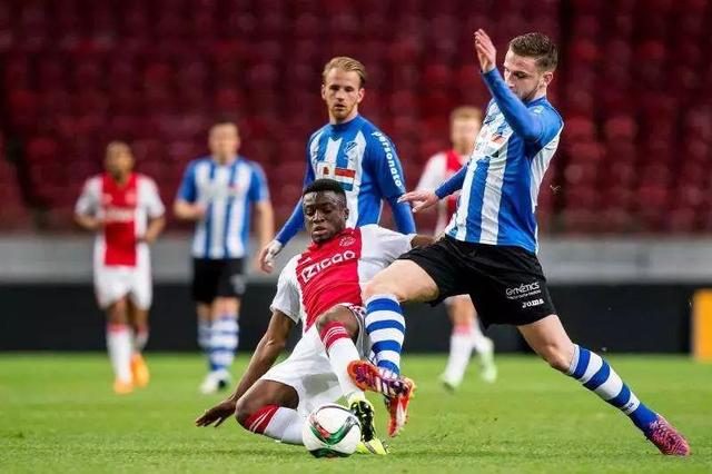 运动员们不 运动员们不